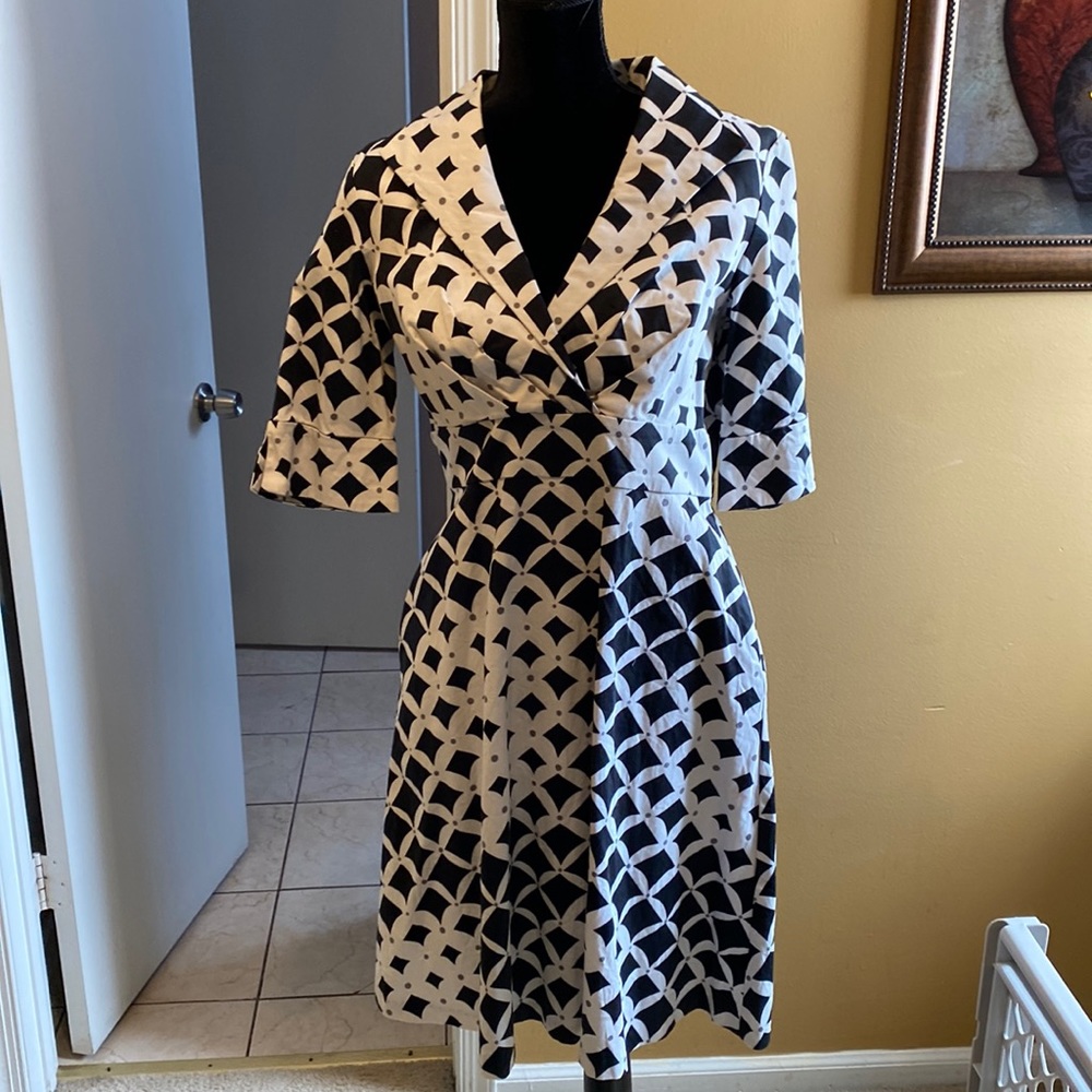 Black/white dress